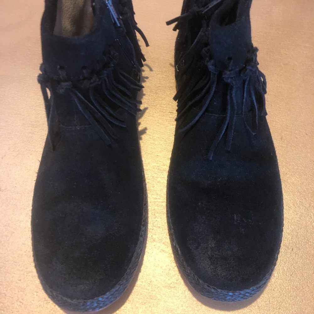 UGG Fringed Booties. Black. Size 8.5